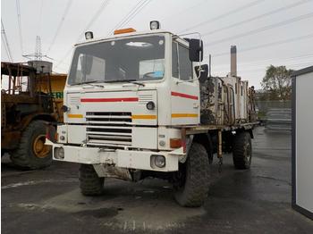 Cisterna camión para transporte de combustible Bedford 4X4 LHD: foto 1