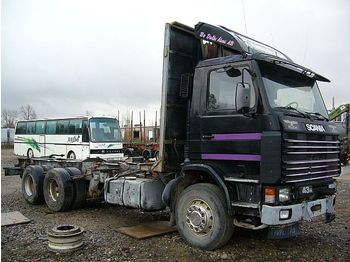 Scania 143 H, 6x4 - Chasis camión