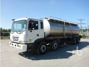 HYUNDAI HD320AP 8x4 - Cisterna camión