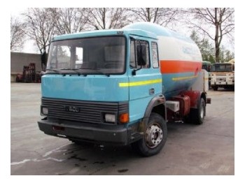 Iveco 145 17R - Cisterna camión