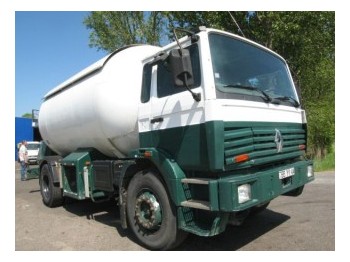 Renault BAO7B1 - Cisterna camión