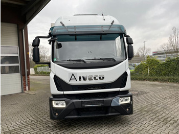 Iveco EuroCargo 120E25  - Camión caja cerrada: foto 1