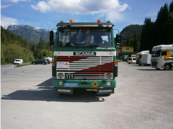 Volquete camión Scania LBS 111: foto 1