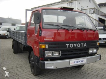 Toyota W95L-MDDT3 - Volquete camión