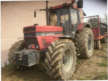 Tractor Case IH 1455 XL: foto 1