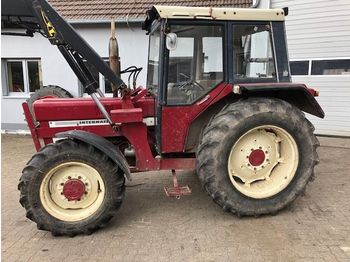 Tractor IHC 844 AS: foto 1