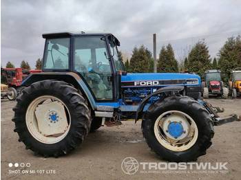 Tractor New Holland FORD 8240: foto 1