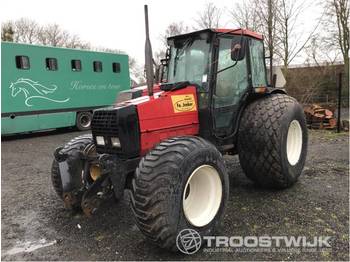 Valmet 665 - Tractor