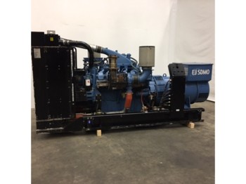 Generador industriale nuevo MTU 12V2000 generator set, 660 KVA very complete. Very low hours: foto 1
