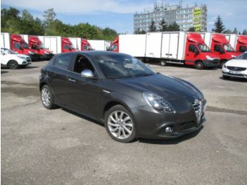 Coche Alfa Romeo Giulietta: foto 1