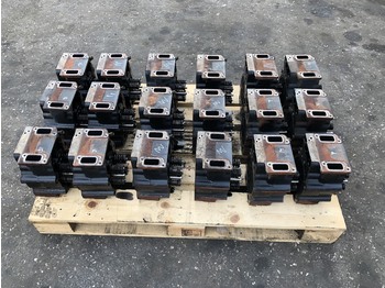 Motor y piezas SCANIA DC 13  cylinder heads - complete  1909203  PDE: foto 1